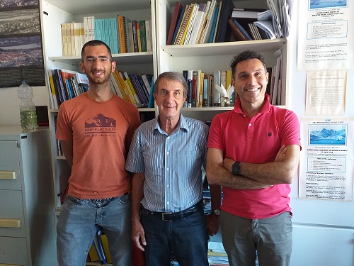 Da sinistra: Santo Roccuzzo, PhD student, Sandro Stringari e Alessio Recati, ricercatore CNR (©Giacomo Lamporesi)