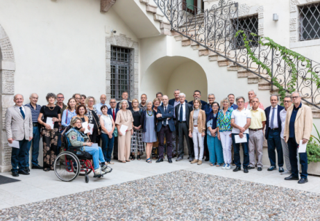 Foto di gruppo dopo la cerimonia ©UniTrento - Ph. Pierluigi Cattani Faggion