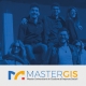 Master GIS - immagini di persone su sfondo blu